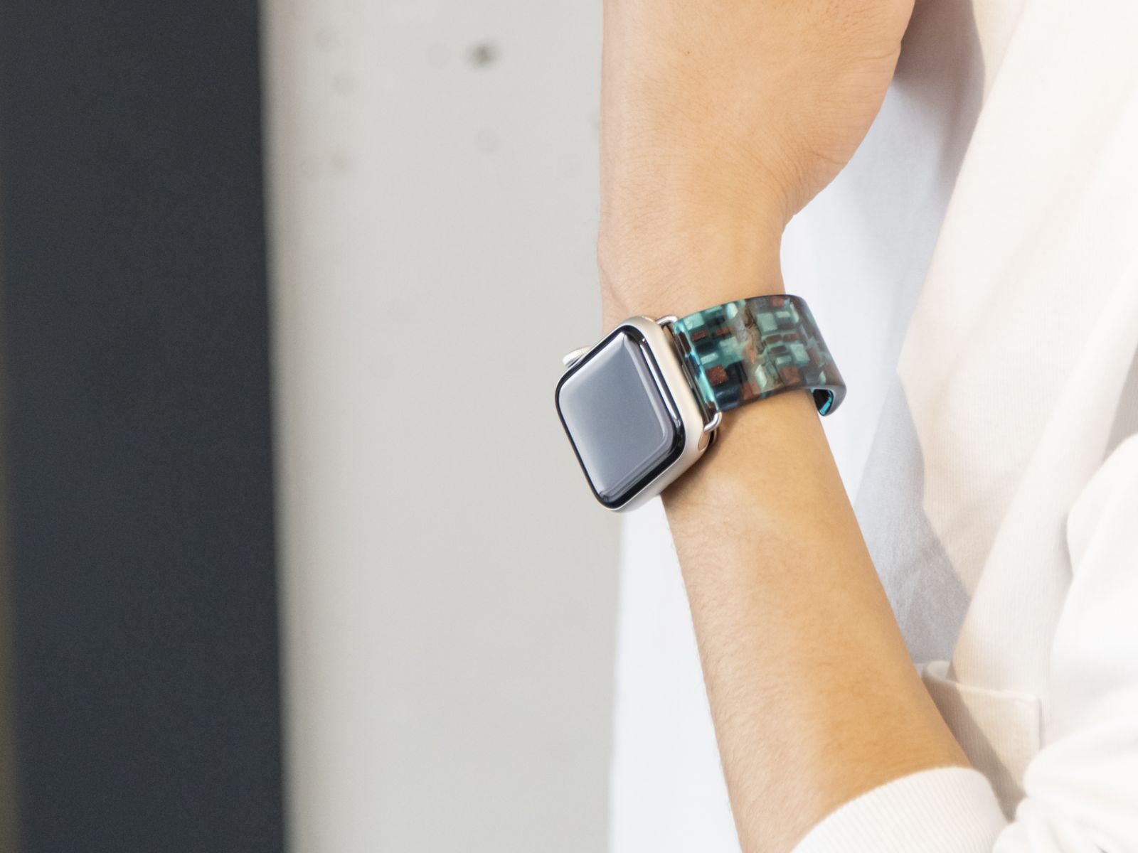 ステンドブルー - Air Bangle（エアバングル）｜革新的な Apple Watch 
